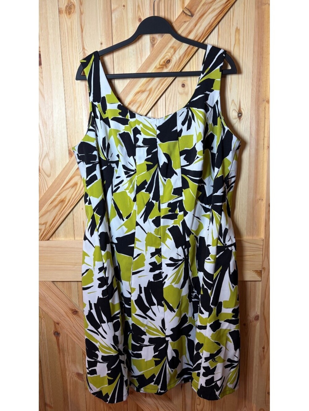 Ronni Nicole Floral Print Sleeveless Dress Size 20W